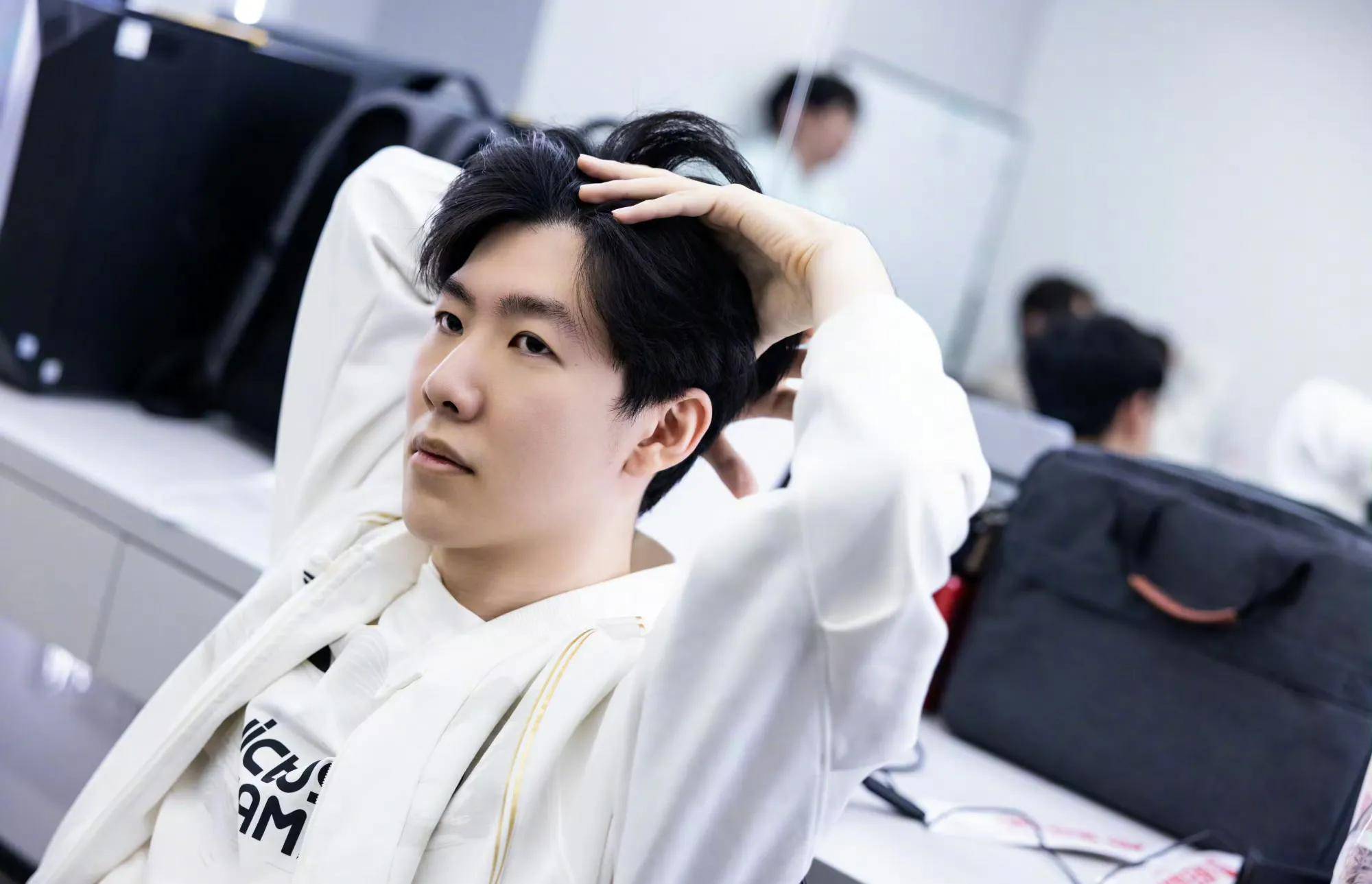 自由身引三 自由身引三